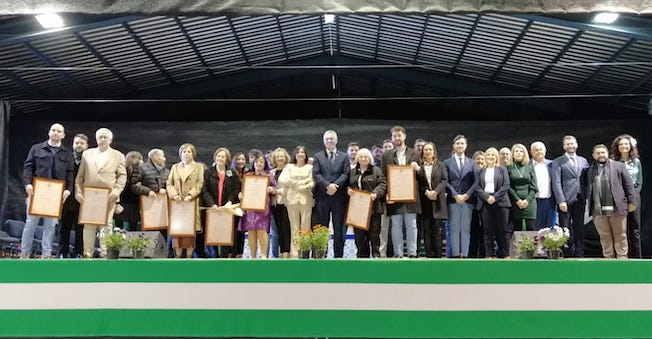 Un año más, Olula distingue a sus vecinos mas insignes